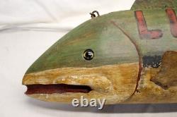 32 Folk Art CARVED FISH Fishing Store Sign LIVE BAIT Advertising Collectible