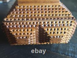 ANTIQUE Tramp Art Folk Art Box Pyramidal Chip Carved Footed Keepsake C. 1900
