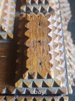 ANTIQUE Tramp Art Folk Art Box Pyramidal Chip Carved Footed Keepsake C. 1900