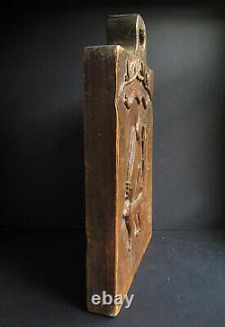 A Large, Heavy Georgian Folk Art Carved Oak Chopping Board