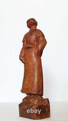 Antiq Folk Art Primitive Hand Carved Wooden Woman Figurine Statue Signed