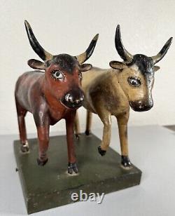 Antique 19th Century Folk Art Carved Wood Painted Cows Bulls Sculpture Americana