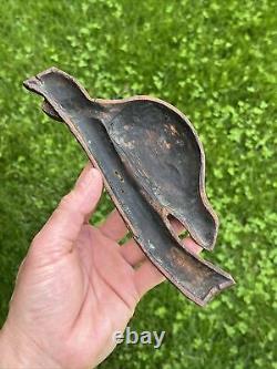 Antique Folk Art Wood Carving Beaver Animal Figural Small Incredible Very Early