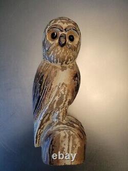 Antique HTF Early To Mid 20th Century Hand-Carved Folk Art Wooden Owl