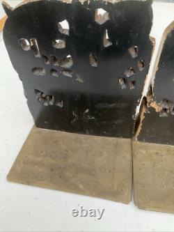 Antique Oriental Bookend Carved Folk Art Hand Carved Wood Village Carving 6