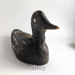 Antique Primitive Duck Decoy Hand Carved Painted Rustic Carving Folk Art Display