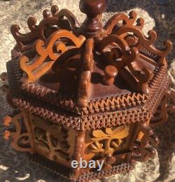 Antique TRAMP ART OCTAGONAL BOX Carved Folk Art Flowers & Drawer Chardon Oh'32