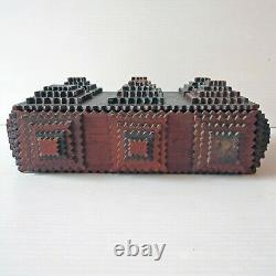 Antique Tramp Art Folk Art Chip-carved Covered Box