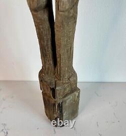 Antique Tribal Folk Art Wood Women Figure Carving Sculpture 30 Tall