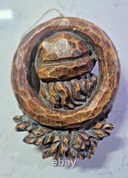 Antique Wood Santa Clause Old Early Primitive Folk Art Carved Rare Carving
