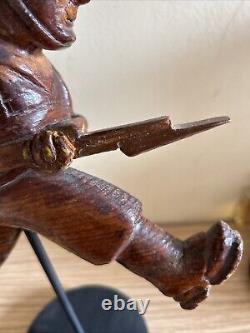 Antique american folk -trench art carving Of a running Soldier, Circa 1913-17