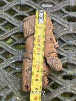 Cane Handle & Folk Art & Carved Wood