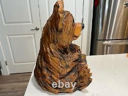 Chainsaw Art Carved Wood Bear Sitting 15x 10x 10