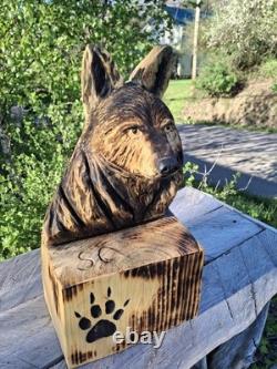 Chainsaw Carved Coyote Wolf Bust Wood Carving Rustic Art Sculpture Statue Dog