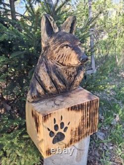 Chainsaw Carved Coyote Wolf Bust Wood Carving Rustic Art Sculpture Statue Dog
