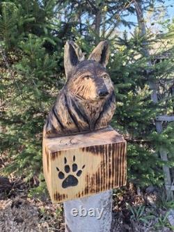 Chainsaw Carved Coyote Wolf Bust Wood Carving Rustic Art Sculpture Statue Dog