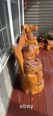 Chainsaw wood carving sculpture bench seat with moose and bear figures