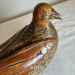 Delightful hand carved folk art snuff box carved bird with nail head eyes