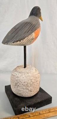 Folk-Art Hand Carved Wood ROBIN by Wayne Baker on Carved Old Buoy 9 1/2 EXCLT