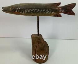 Folk Art Wood Carved & Painted Pike Fish 10 inches Long