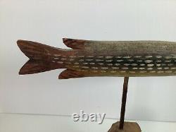 Folk Art Wood Carved & Painted Pike Fish 10 inches Long
