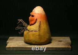Halloween Rotten Candy Corn Wood Carving, Chainsaw Carving, Wood Art, SHRUM