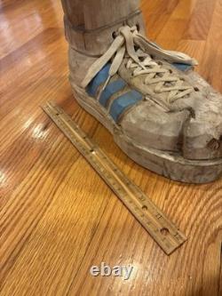 Hand-Carved Folk Art Wood Footstool w SNEAKER SHOE STOOL AGE UNKNOWN WOW