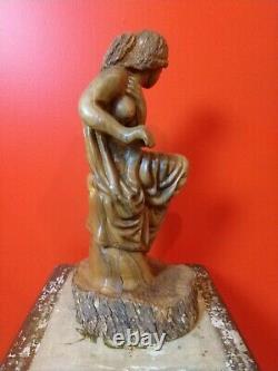 ISRAELI NUDE CARVING Vintage Olive Carving of A Nude Woman Folk Art