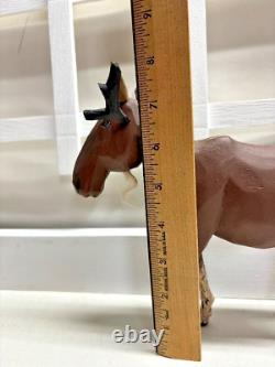 Koosed Wood Carved Folk Art SMILING MOOSE 7 1/2 tall x 8 long Signed