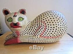 LARGE Vintage FOLK ART Hand Carved Wood Painted Figure SCULPTURE CAT 14 long