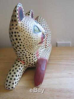 LARGE Vintage FOLK ART Hand Carved Wood Painted Figure SCULPTURE CAT 14 long