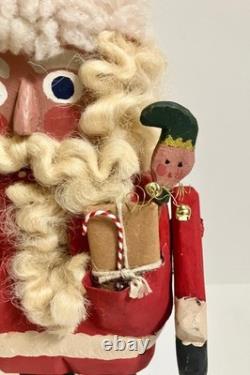 Mary Myers Hand Carved Santa Nutcracker Folk Art Signed #86 Made in 2000