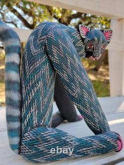 Oaxacan Folk Art Alebrije Wood Carving Cat