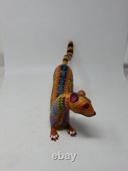Oaxacan Mexico wood carving by Zeny Fuentes Reyna alebrije Mongoose/Weasel 13
