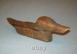 Old Antique Vtg 19th C 1800s Small Folk Art Carved Wooden Duck or Bird Figure