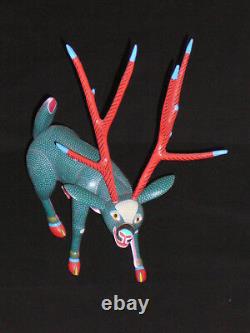 RARE Large Deer VINTAGE Oaxacan Alebrije Wood Carving by JOSE HERNANDEZ