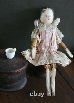 Rare 1800 American Folk Art Penny Doll, Carved Wood, Painted Face Original Smock