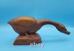 Rare Early Campbell Folk Art School Glenn Brown Pecking Goose Folk Art Carving