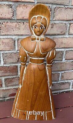Sarreid Hand Carved Wood Sculptures Folk Art Amish 24 Man Woman Set Grain Vtg