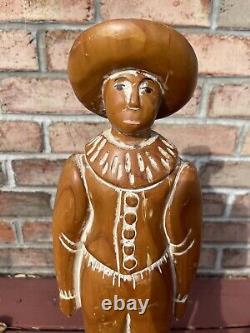 Sarreid Hand Carved Wood Sculptures Folk Art Amish 24 Man Woman Set Grain Vtg