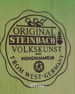 Story # 9 Steinbach Volkskunst Germany Folk Art Carved Wood Santa Nutcracker 16