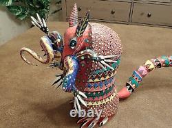 VINTAGE OAXACAN ALEBRIJE ARMADILLO with LIZARD WOOD CARVING MEXICAN FOLK ART