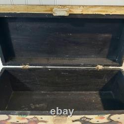 VINTAGE PRIMITIVE FOLK ART CATS LARGE CARVED WOOD BOX Hand Painted 19×9×10