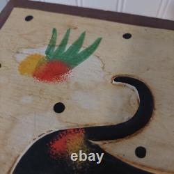 VINTAGE PRIMITIVE FOLK ART CATS LARGE CARVED WOOD BOX Hand Painted 19×9×10