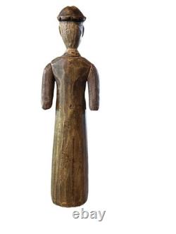 VTG folk wood carved man. Signed By Acclaimed Artist & Woodcarver Bill G. Brady