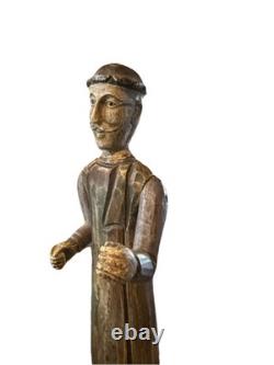 VTG folk wood carved man. Signed By Acclaimed Artist & Woodcarver Bill G. Brady