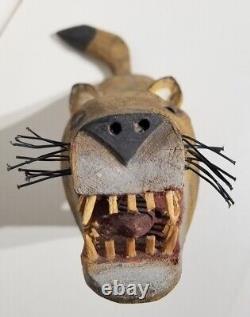 Vintage 1988 Ron Archuleta Rodriguez Folk Art Wood Carved Howling Wolf Sculpture