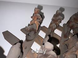 Vintage Folk Art Carved Wood Soldiers On Horses Accordion Style