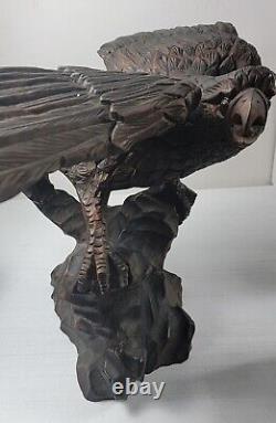 Vintage Hand Carved Folk Art Eagle Sculpture 18,5 L, 28 W And 17 H