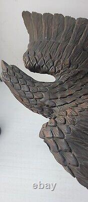 Vintage Hand Carved Folk Art Eagle Sculpture 18,5 L, 28 W And 17 H